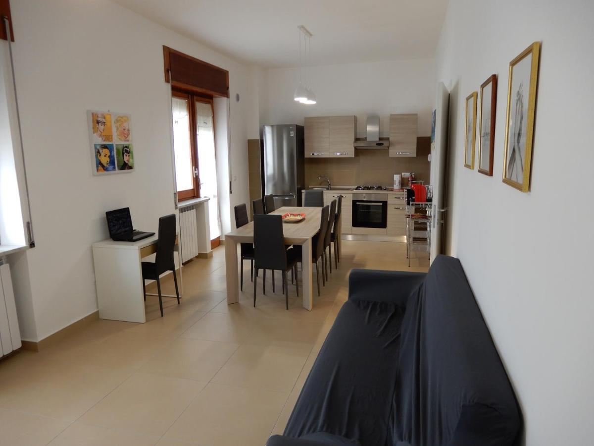 Caserta Royale Apartment Bagian luar foto