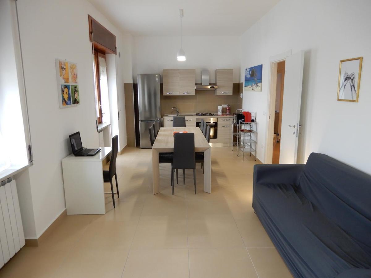Caserta Royale Apartment Bagian luar foto