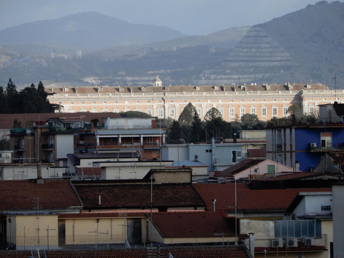 Caserta Royale Apartment Bagian luar foto
