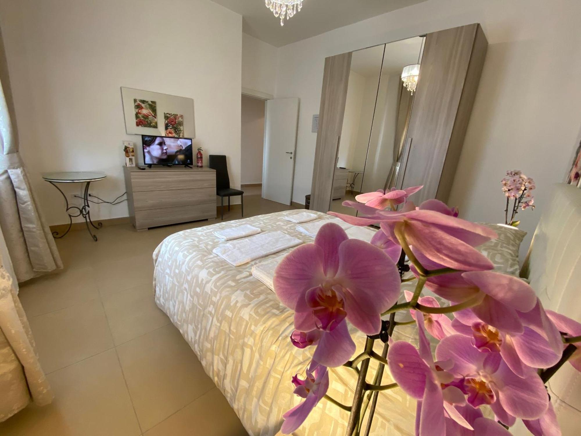 Caserta Royale Apartment Bagian luar foto
