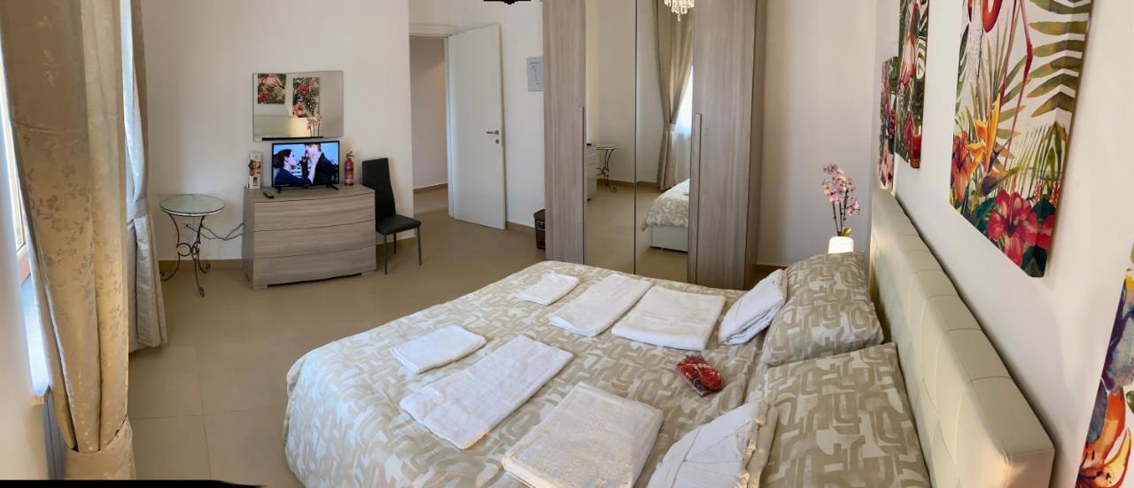 Caserta Royale Apartment Bagian luar foto