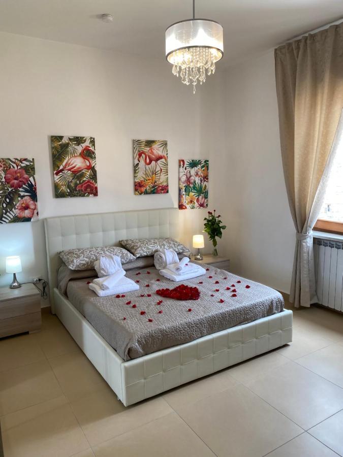 Caserta Royale Apartment Bagian luar foto