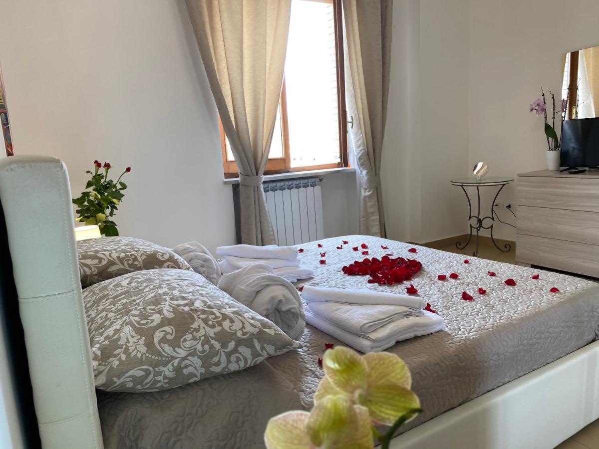 Caserta Royale Apartment Bagian luar foto