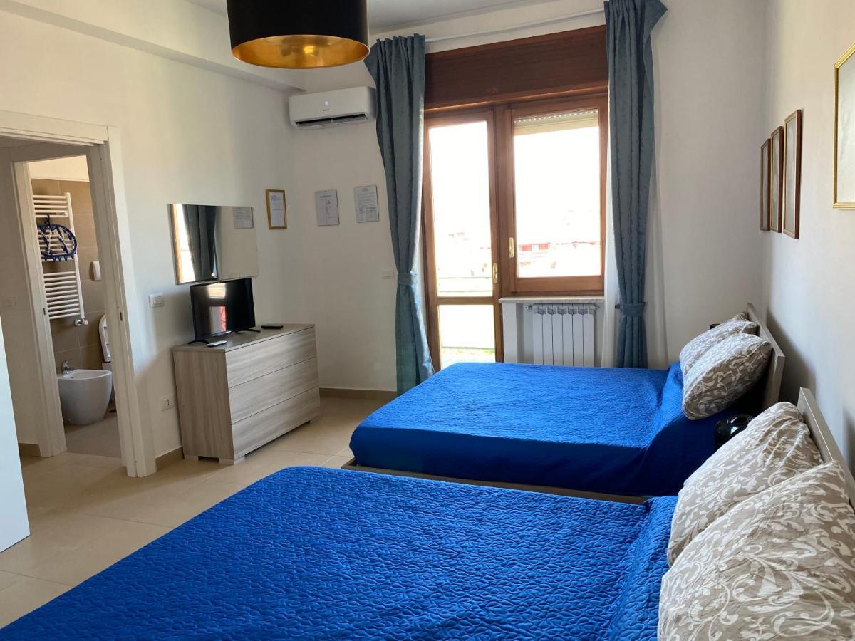 Caserta Royale Apartment Bagian luar foto